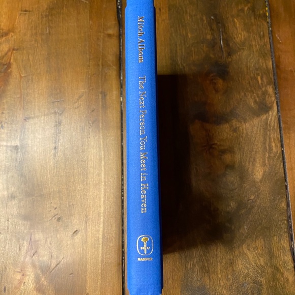 𝓃ℯ𝓍𝓉 𝓅ℯ𝓇𝓈ℴ𝓃 𝓎ℴ𝓊 𝓂ℯℯ𝓉 𝒾𝓃 𝒽ℯ𝒶𝓋ℯ𝓃! - Picture 6 of 9